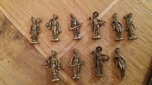 109572787_6014749c4a5452-4152573920210129_212644.jpg metalne figure gejse