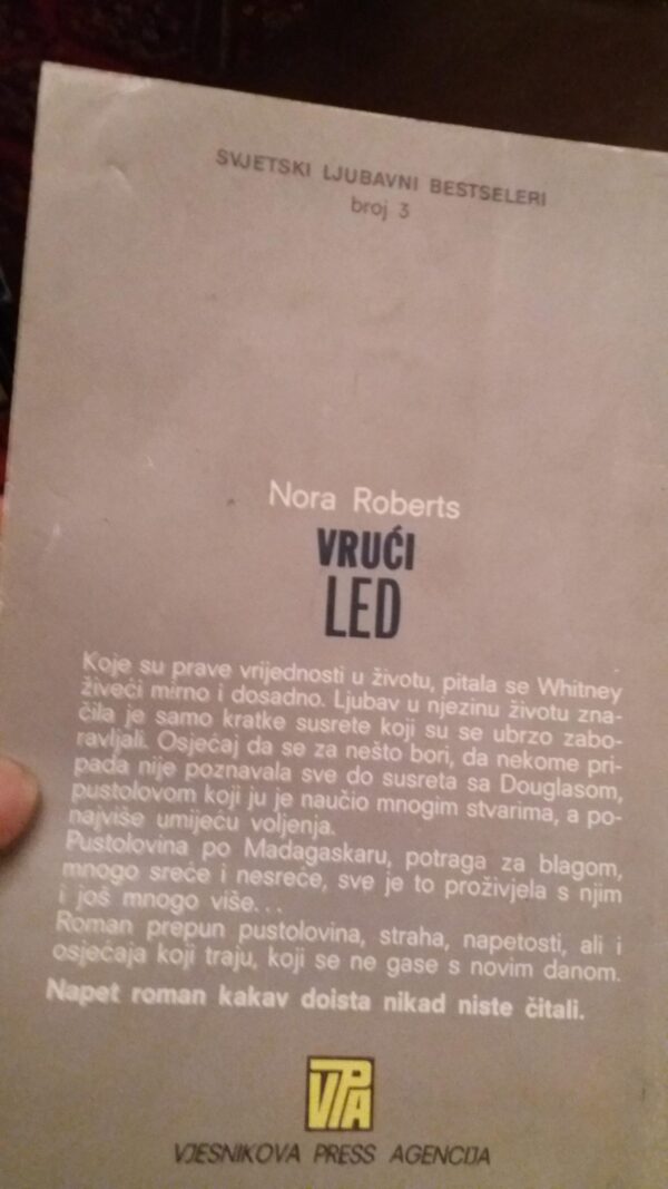 109697431_6016fb04ad9035-0428565120210131_162214.jpg Vruci Led - Nora Roberts