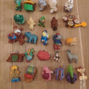 111234884_6036bfae1c5cd1-888498356036bf978abd00-.jpg figurice kinder jaja