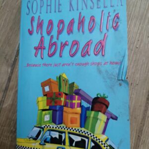 127436296_61a00889285a23-58838687IMG_20211125_22.jpg Shopanolic Abroad - Sophie Kinsella