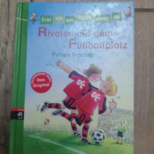 130284934_61df5303d01aa5-31047467IMG_20220112_19.jpg Rivalen auf dem Fudballplatz - Petricia Schroder