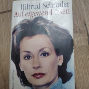 130285835_61df5800590c79-7100848461df57bb4b0318-.jpg Auf Eigenen Fuben - Hiltrud Schroder