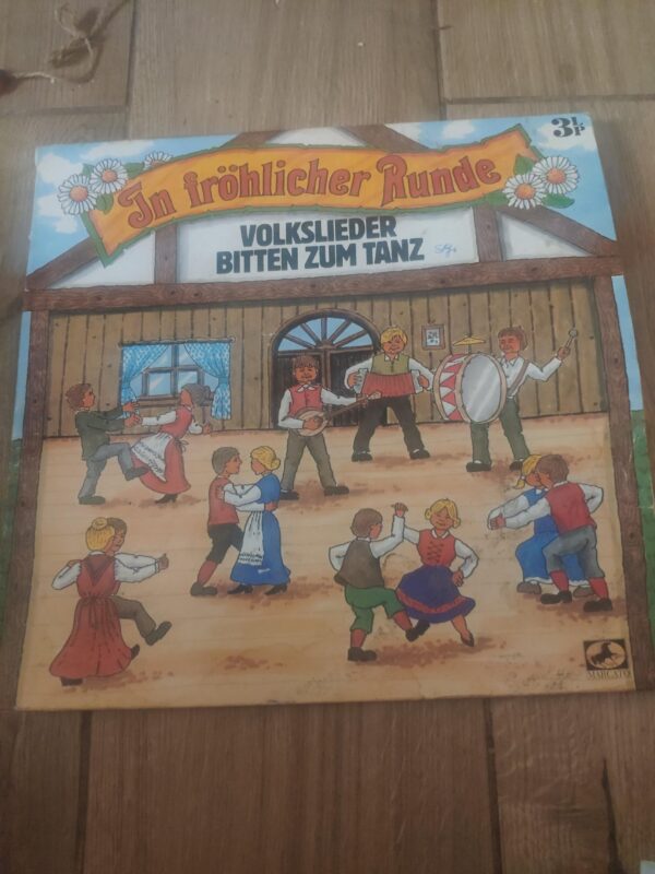 131392422_61f6b374718992-81995269IMG_20220130_15.jpg In Frohlicer Runde - Volkslider Bitten zum Tanc