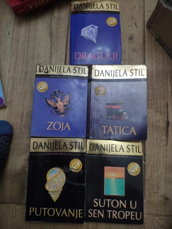 133381168_6223cc4e863510-447623226223cc25d88841-.jpg Danijela Stil 5 Knjiga