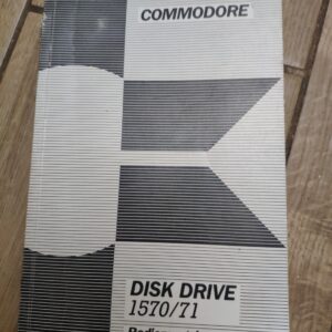 144460999_638156f3375163-36628037IMG_20221125_23.jpg Commodore - disk drive 1570/71