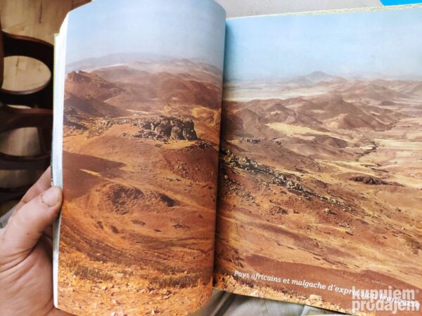 145435525_639cd14e9de249-28783852IMG_20221216_19.jpg Collection Pernet - Hachette Geographie