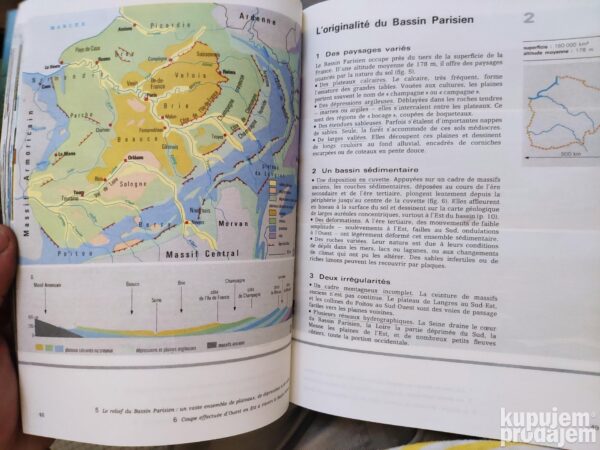 145435525_639cd1505459b7-45912869IMG_20221216_19.jpg Collection Pernet - Hachette Geographie