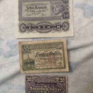 147029638_63d311ad99b429-0380046263d310ba42be75-.jpg novcanice austrija