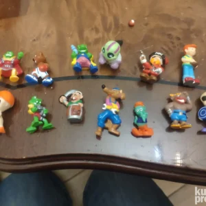 148755035_6402952f478bb7-90461070640294f1197961-.webp kinder figurice set od 13 razlicitih