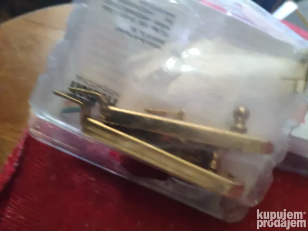 reza za vrata zlatne metalne 70 mm