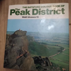 156559559_64f8fee1792ef1-33001740IMG_20230906_21.webp The Batsford colour book of The Peak District