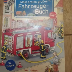 158834011_65417d74bc8746-31017617IMG_20231031_22.webp Mein Estes grobes - Fahrzeuge - Buch