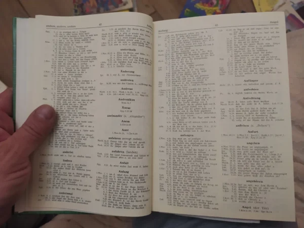 158834415_6541807567bf86-08670943IMG_20231031_22.webp Biblische Hand-konkordanz