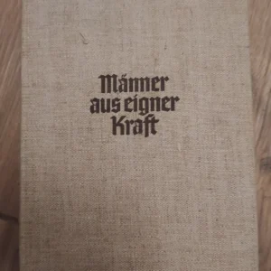 158834600_654181d8e35282-75752300IMG_20231031_22.webp Manner Aus Eigner Kraft - Bruno Paul Schoumburg