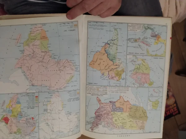 skolski istorijski atlas