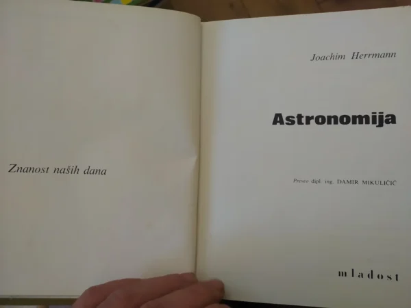 159037364_654763774e6373-97421052IMG_20231105_09.webp Astronomija - Joachim Herrmann