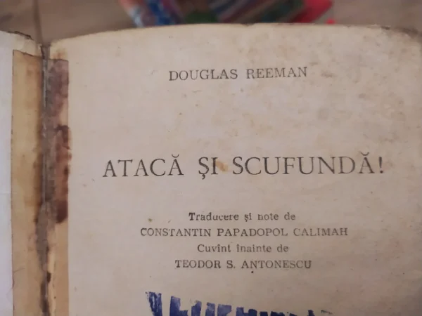 162183846_65ab19de7bb7b1-37834244IMG_20240119_21.webp Ataca si Scufunda - Douglas Reeman
