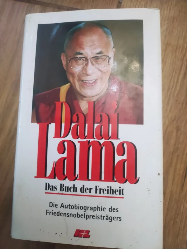163102531_65c89a6d58a124-48055556IMG_20240211_10.webp Dalai Lama - Das Buch der Freiheit