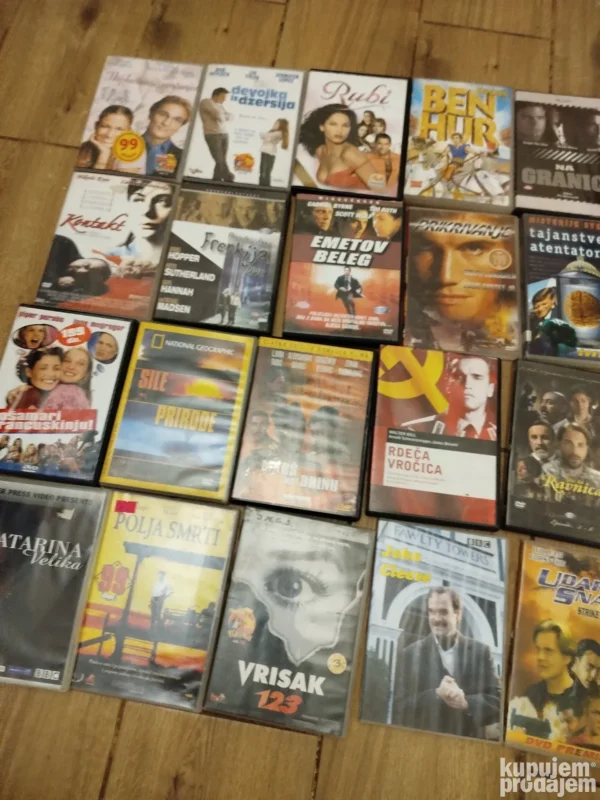 172272055_6701b04ec81546-70445998IMG_20241005_23.webp 20 CD uglavnom filmovi