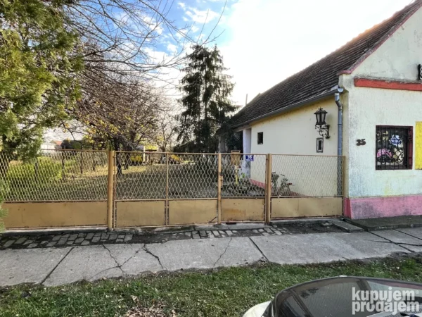 178117298_67c57c9c0f15b8-84606758BA767133-8378-4.webp Izdajem poslovni prostor,prodavnicu