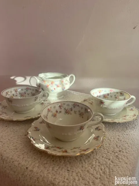 178777630_67dc4949de1603-77690106image2.webp Porcelanskes solje sa tacnicama i posuda za secer Lchinding
