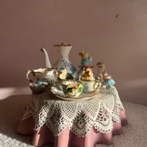 muzicka kutija sa misevima Enesco