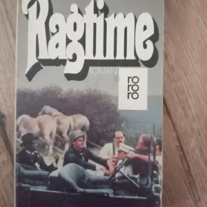 180563576_68209d05cb8d53-9531001668209ca69d0387-.webp Ragtime - e l doctorow - roman