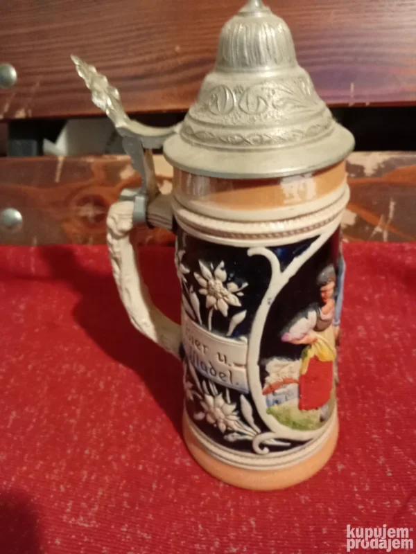 keramicka krigla za pivo sa poklopcem od cinka