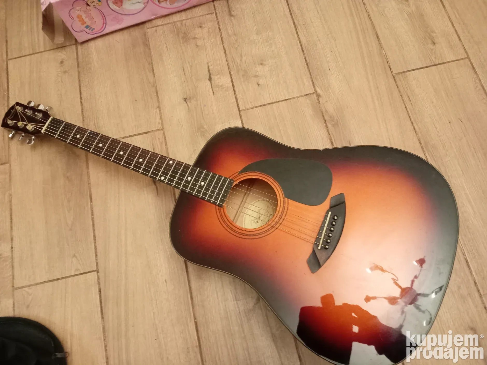 akusticna gitara FENDER DG 5 SB