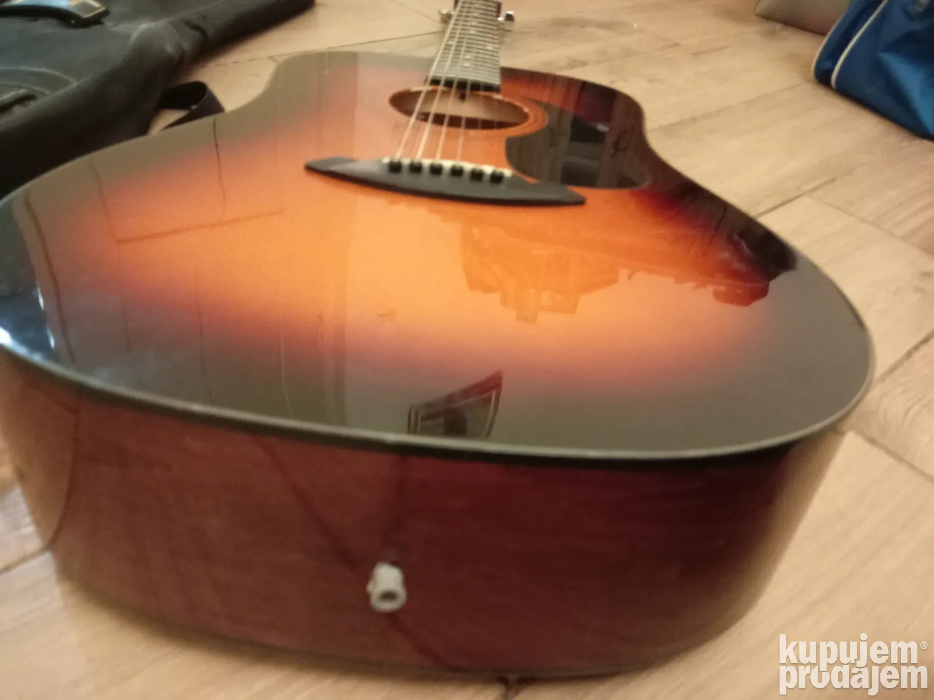 akusticna gitara FENDER DG 5 SB
