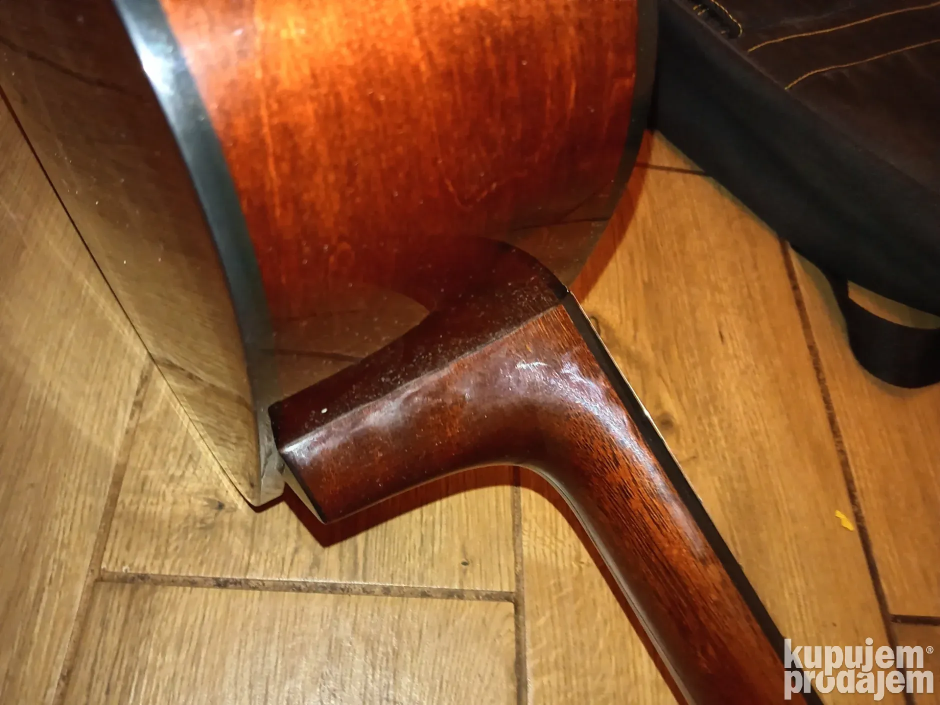 akusticna gitara FENDER DG 5 SB