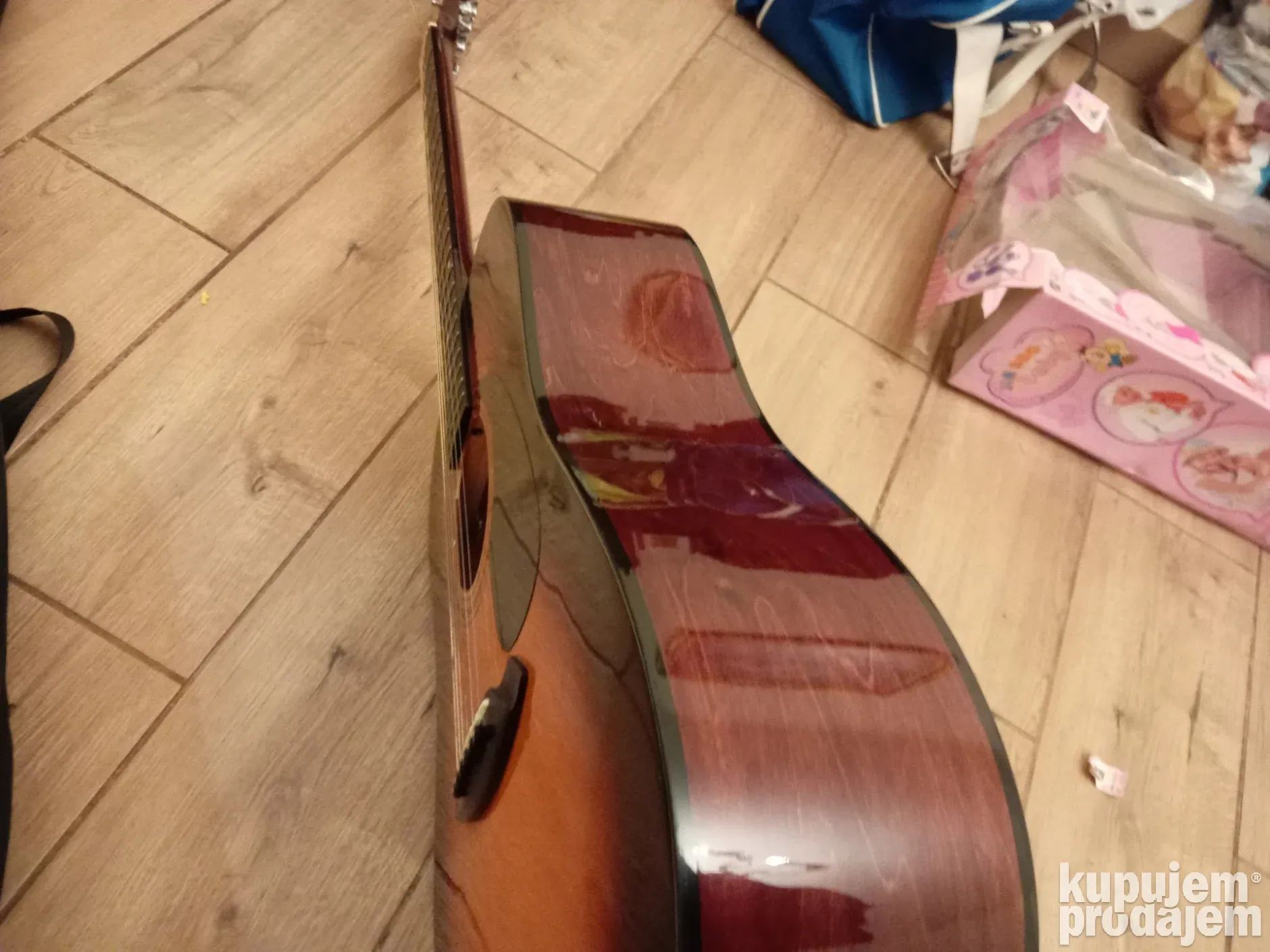 akusticna gitara FENDER DG 5 SB