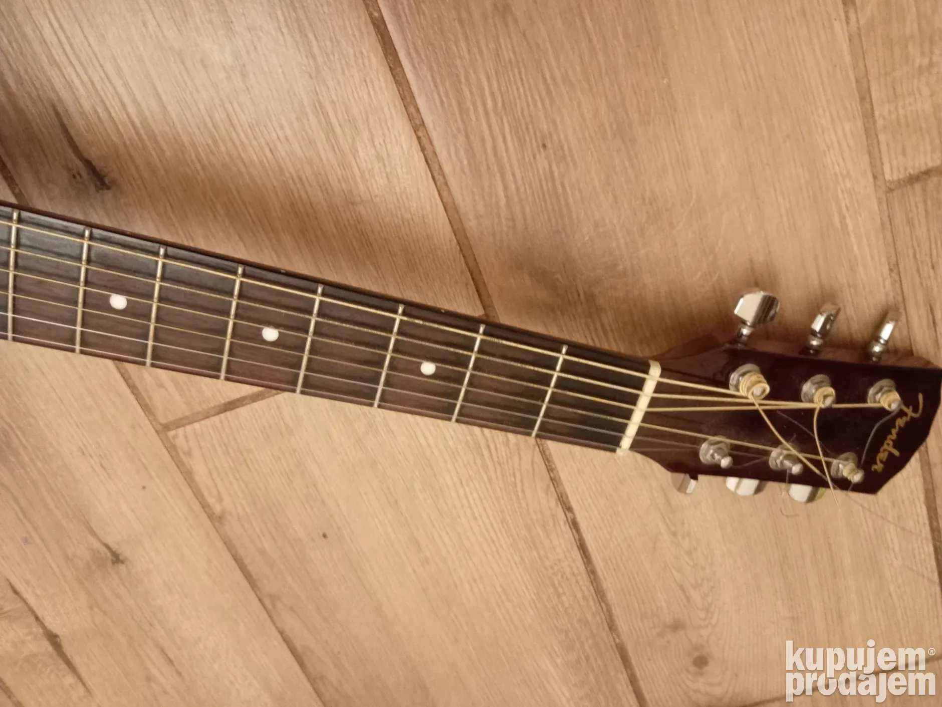akusticna gitara FENDER DG 5 SB