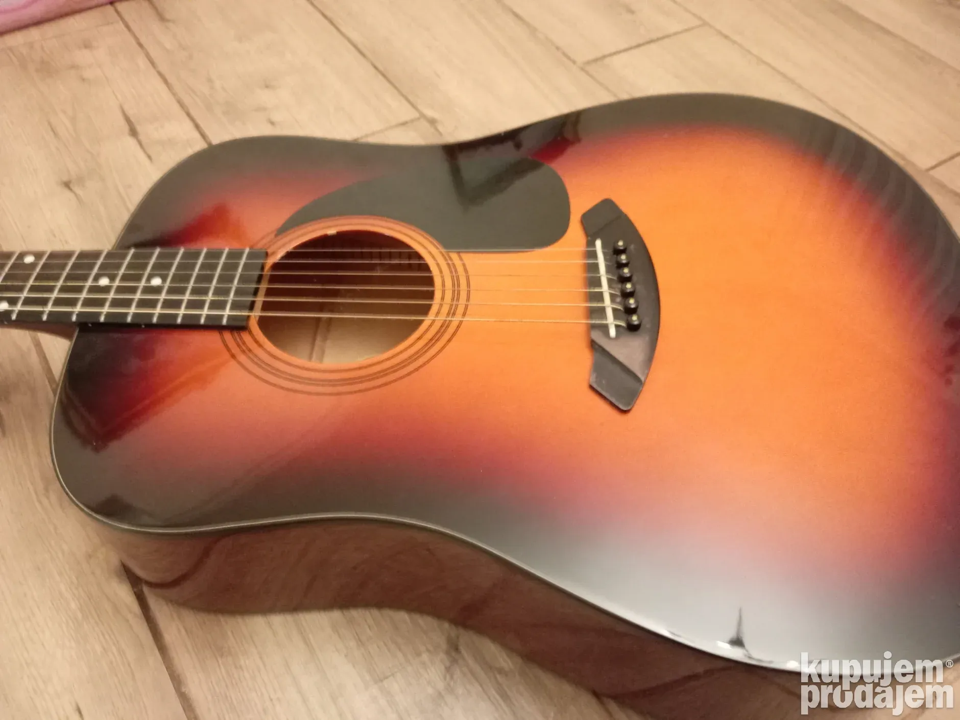 akusticna gitara FENDER DG 5 SB