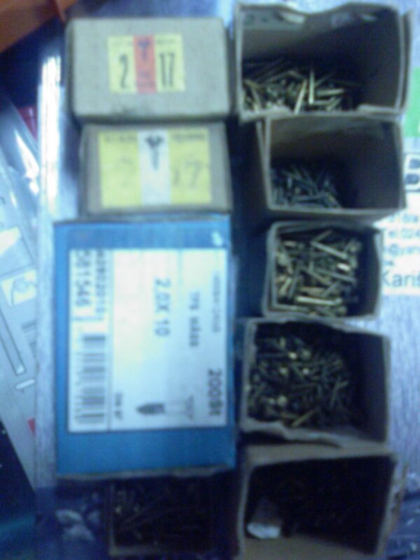 21415929_vijak-mesing-2.jpg vijak mesing za drvo 2mm