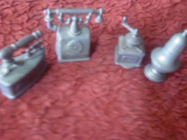 21868446_olovne-fig.jpg minijaturne metalne olovne figure