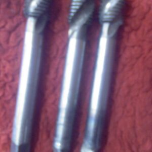 21942523_ureznice-16.jpg ureznice M 16 spiralne jednoprolazne