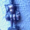 22060875_vodonos.jpg figura vodonose od mesinga