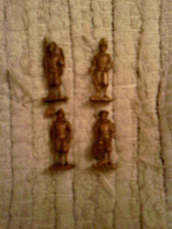 26119296_560fb95d5cf464-62916934msvic4.jpg mesingane figure svajcaraca