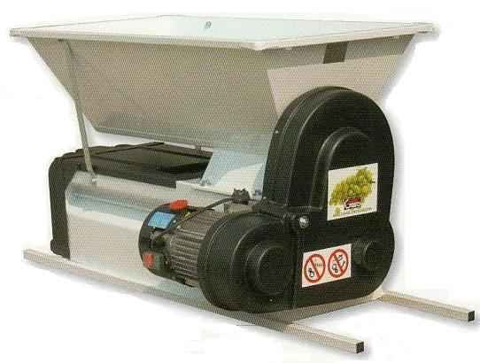 46405009_591d43e7ceaad3-7281486037965-1346757858.jpg Seckalica za voće manuelni pogon PPCC Grifo