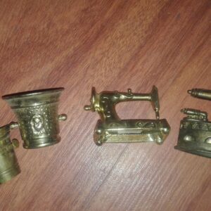 70791711_5c1d68c3bd1197-37379886IMG_20181221_22.jpg mesingane figure 4 komada