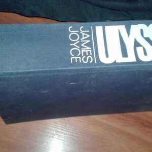 84575944_5d9cf0d7c75162-67478811IMG_20191008_21.jpg Ulysses - James Joyce