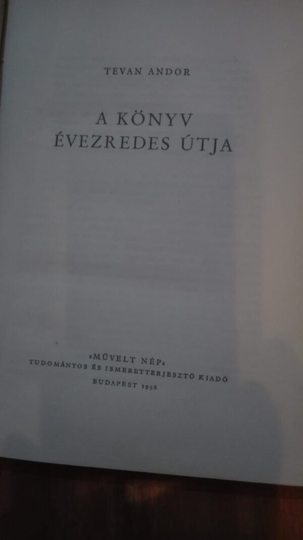 A Konyv Evezredes Utja - Tevan Andor