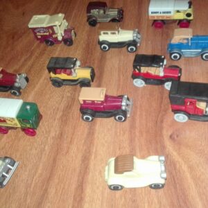 91206923_5e4db89b8604d9-05726963IMG_20200219_23.jpg plasticni stari automobili