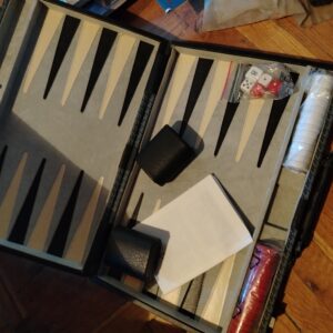 Backgammon u koferu