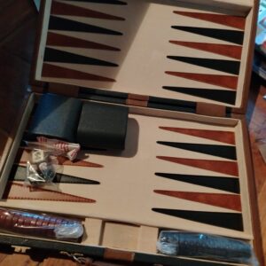 Backgammon u koferu